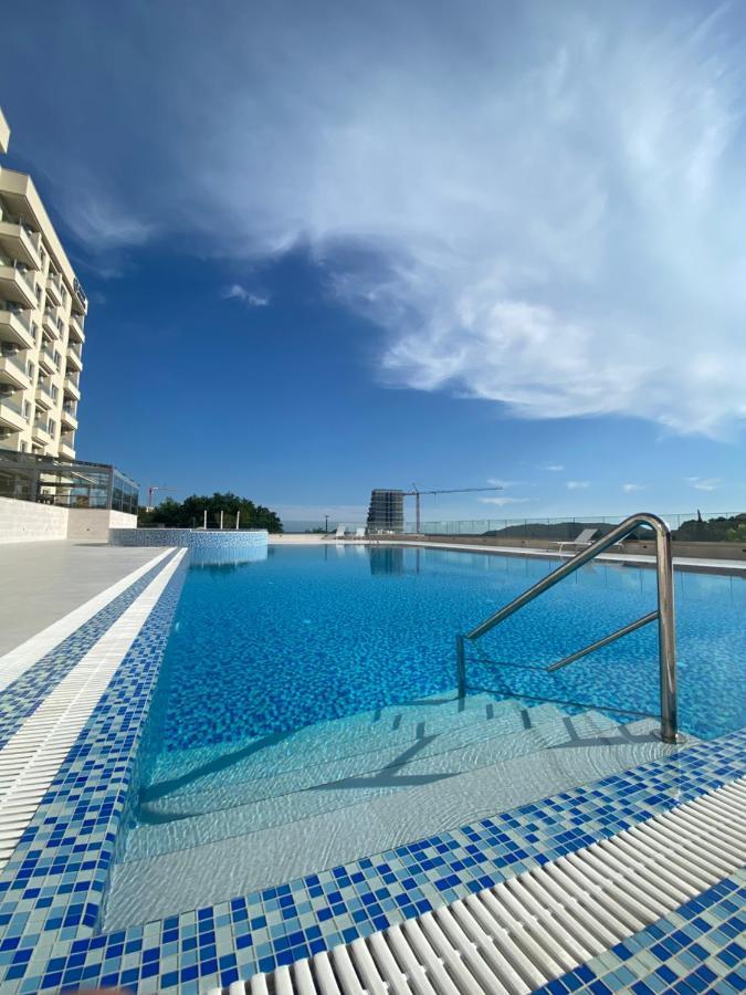 Comfort Studio With Sea View And Swimming Pool Bečići Buitenkant foto