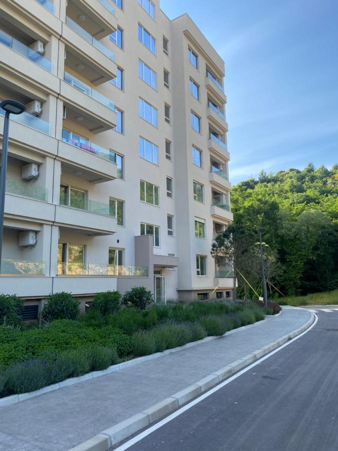 Comfort Studio With Sea View And Swimming Pool Bečići Buitenkant foto