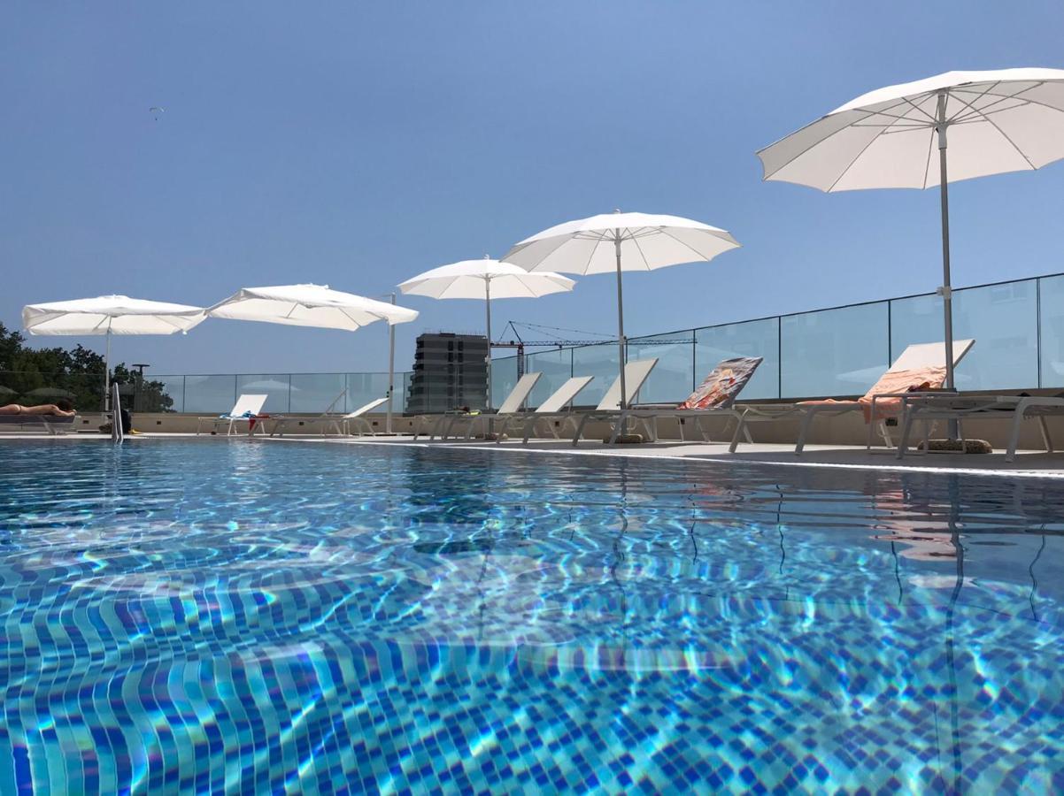 Comfort Studio With Sea View And Swimming Pool Bečići Buitenkant foto