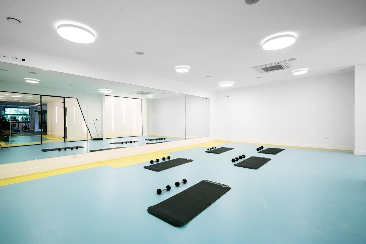 Comfort Studio With Sea View And Swimming Pool Bečići Buitenkant foto
